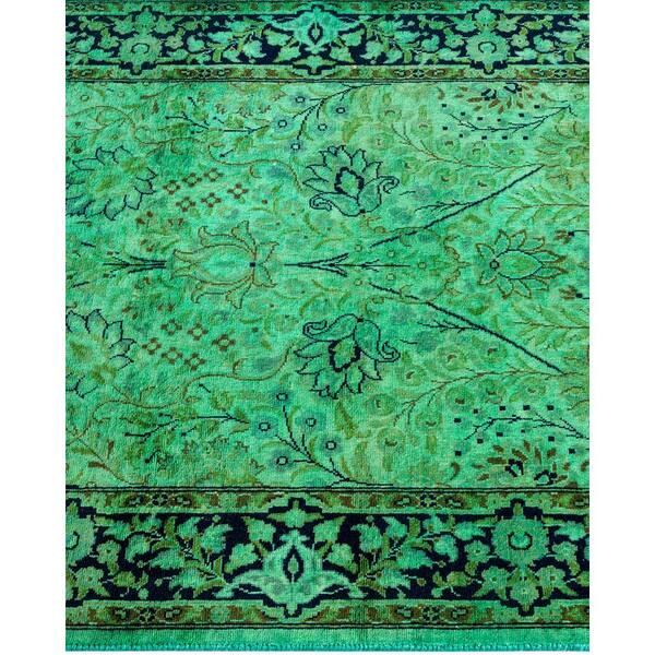 Chloe & Olivia Home Overdyed Green 2 ft. 8 in. x 4 ft. 4 in