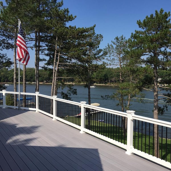 Bellaire 3.5 ft. H x 8 ft. W White Vinyl Railing Kit
