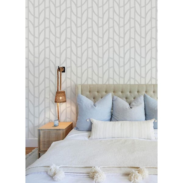 Salvo Silver Curved Contours Wallpaper