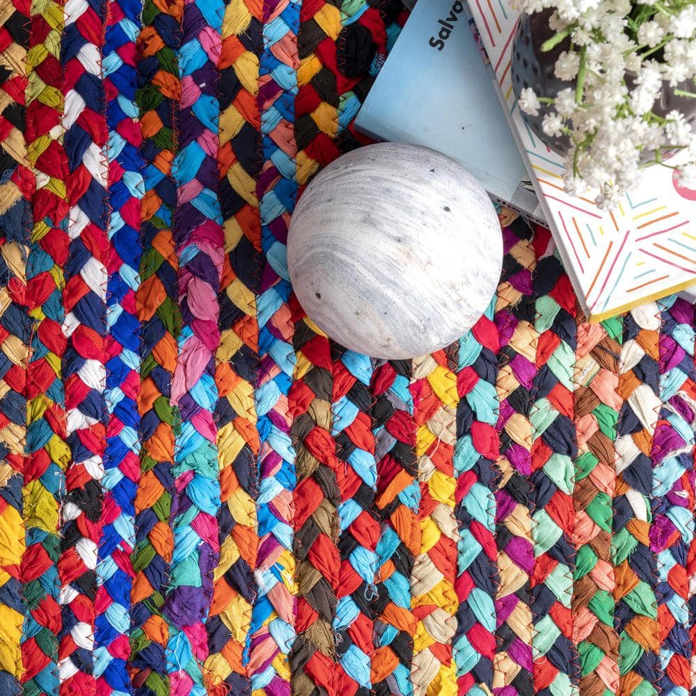 Handmade Rainbow Stripe Braided 6' Cotton Round Area Rug