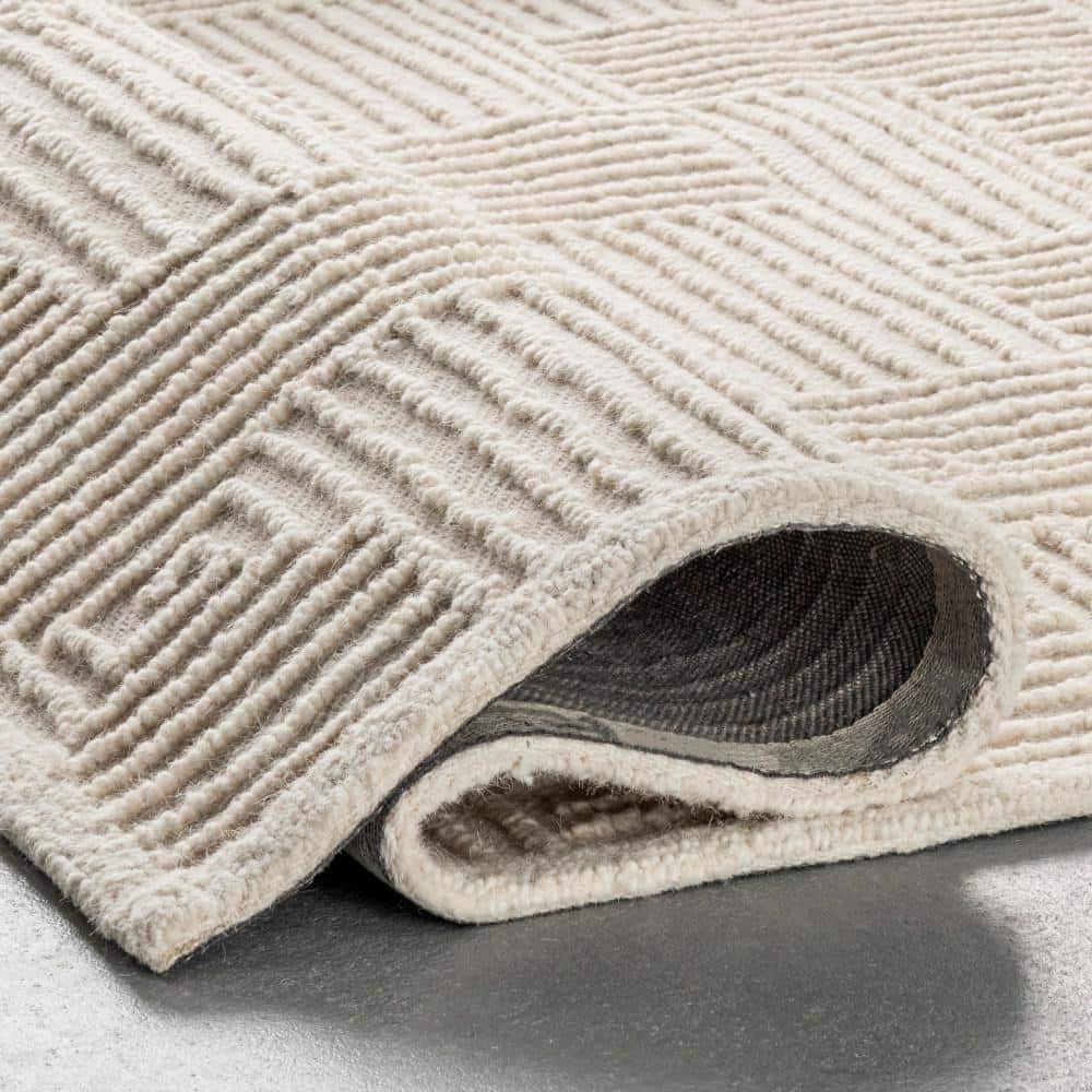 Ivory Geometric Hand-Hooked Wool 6' x 9' Area Rug