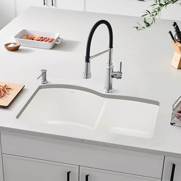 DIAMOND SILGRANIT White Granite Composite 32 in. Double Bowl Undermount Kitchen Sink