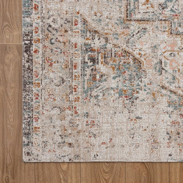 Anamica Distressed Beige/Cream 5 ft. 3 in. x 7 ft. 10 in. Turkish Border Polypropylene Indoor/Outdoor Area Rug
