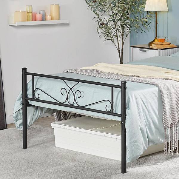 Double Made of Pinewood with Mesh Metal Base Mable Pine Metal Bed in Single Double & King Size