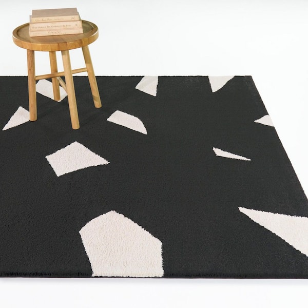 Sergio Cream/Black 5 ft. x 7 ft. Abstract Geometric Area Rug