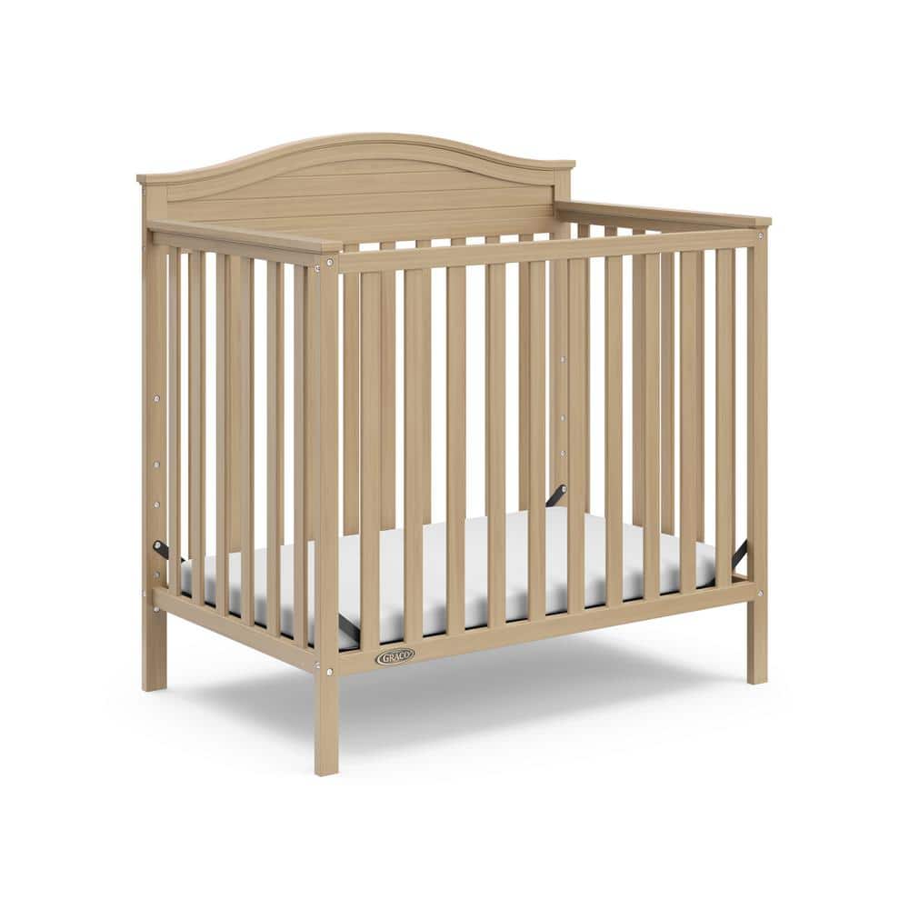 Graco Stella Driftwood 4in1 Convertible Mini Crib with Bonus Mattress