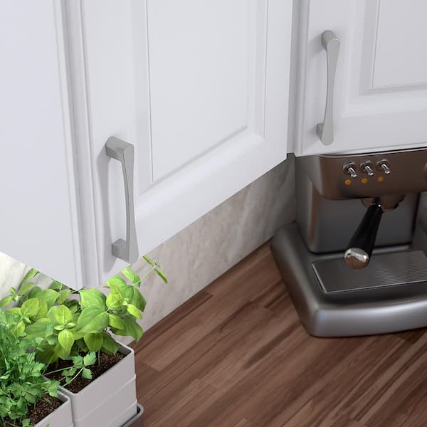 Kent Collection 5-1/16 in. (128 mm) Modern Brushed Nickel Rectangular Cabinet Bar Pull