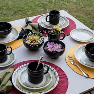 Actual Green and Black 32-Piece Casual Green and Black Earthenware Dinnerware Set (Service for 8)