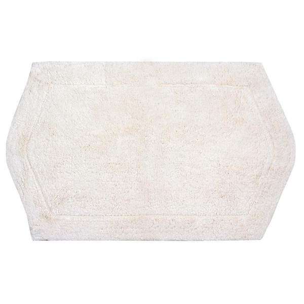 Solid Off-White Bath Mat | Stain-Resistant | Ruggable