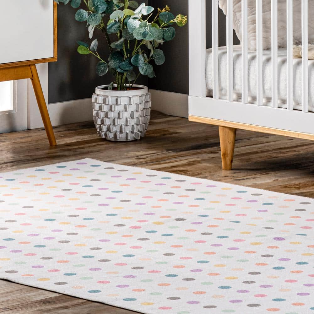 Eco-Friendly Ivory Synthetic 4' x 6' Reversible Kids Rug