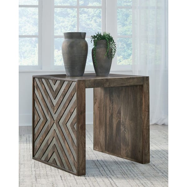 Dreggan End Table - Brown Dreggan End Table - Brown