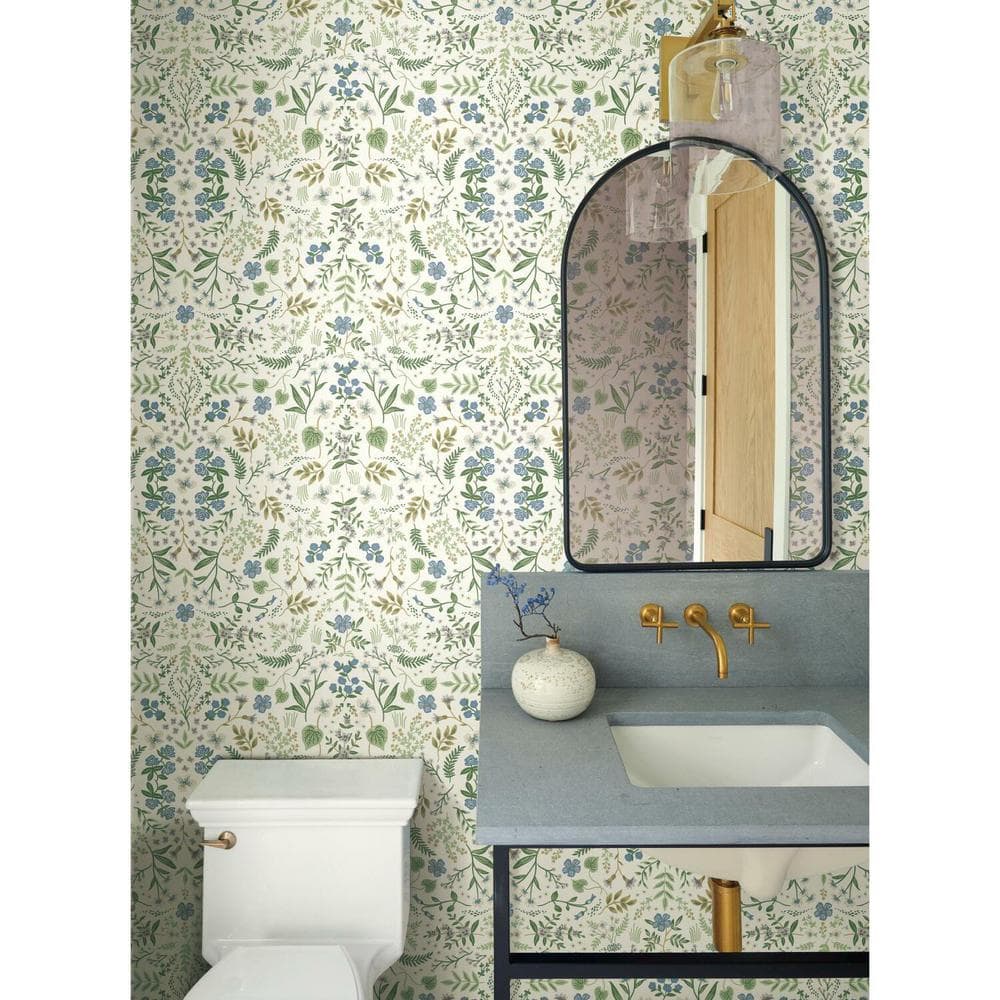Wildwood Floral Blue/Green 27' Easy-Clean Removable Wallpaper