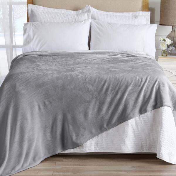FRESHFOLDS Gray Solid Microfiber Twin Premium Ultra-Soft Plush Blanket