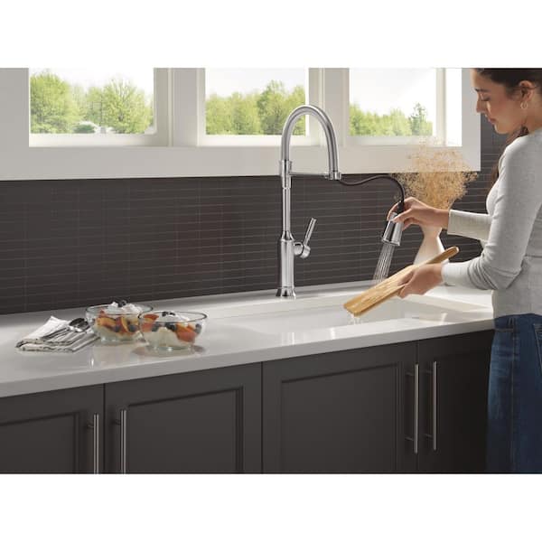 Renaldi Spring Spout Lumicoat Arctic Stainless 22.63 in. H Pull Down Sprayer Kitchen Faucet 360° Spout Swivel