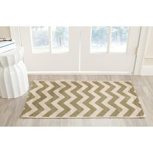 Courtyard Green/Beige Doormat 2 ft. x 4 ft. Geometric Indoor/Outdoor Patio Area Rug