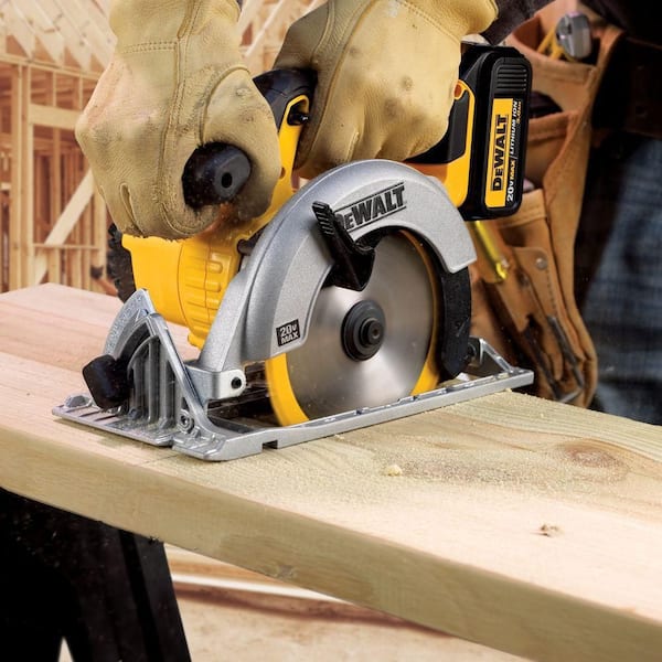 DEWALT - 20V MAX Cordless 6.5 in. Sidewinder Style Circular Saw (Tool Only)