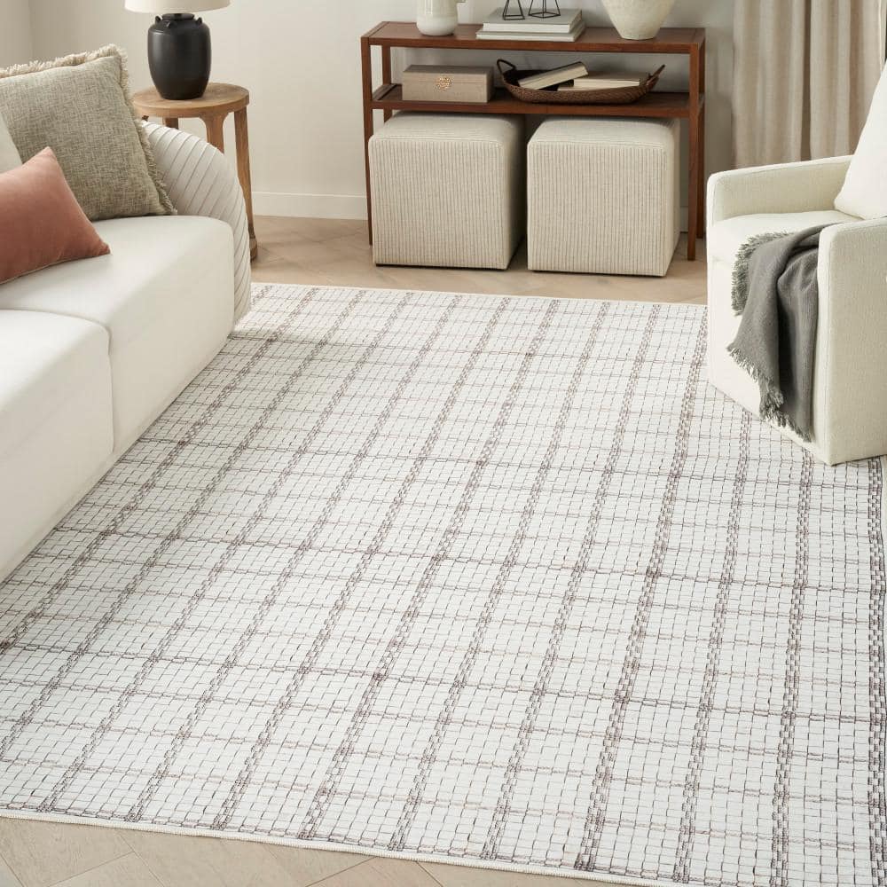 Ivory and Gray Geometric Cotton Synthetic Washable Rug 4' x 6'