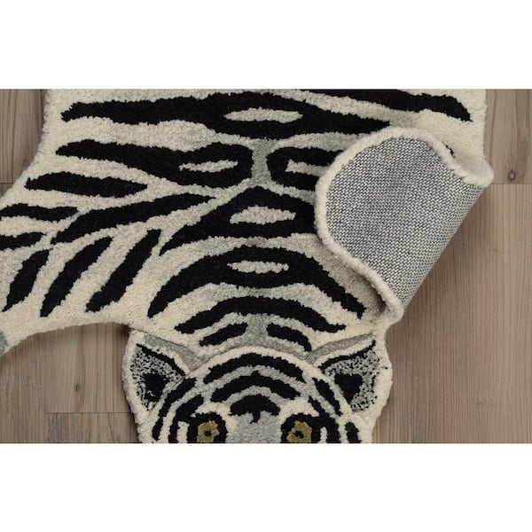 Jungle Tiger White and Black 3x5 ft. Modern Tufted Animal Print Wool Specialty Indoor Accent Area Rug
