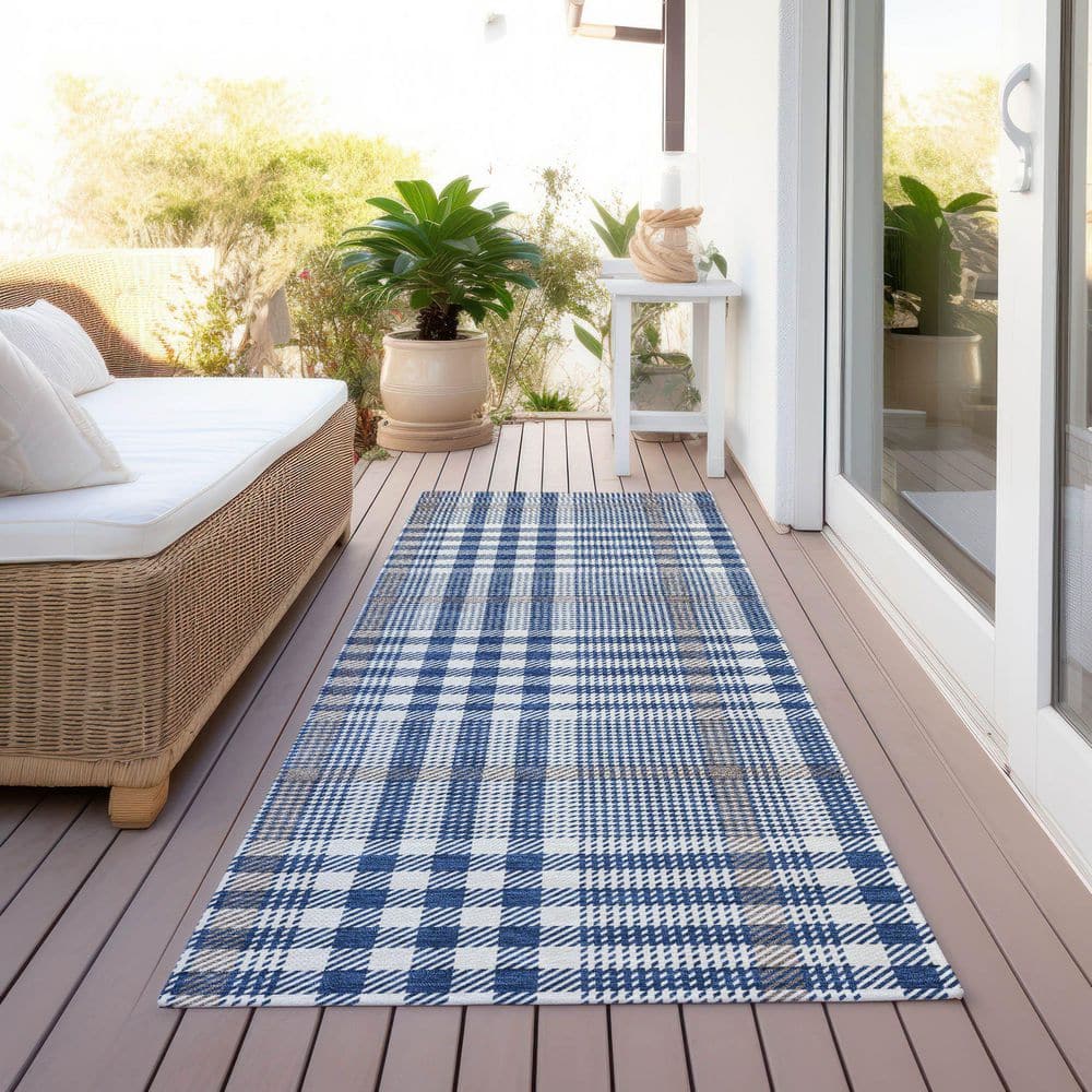Navy Synthetic Washable Indoor/Outdoor Runner Rug 2'3" x 7'6"