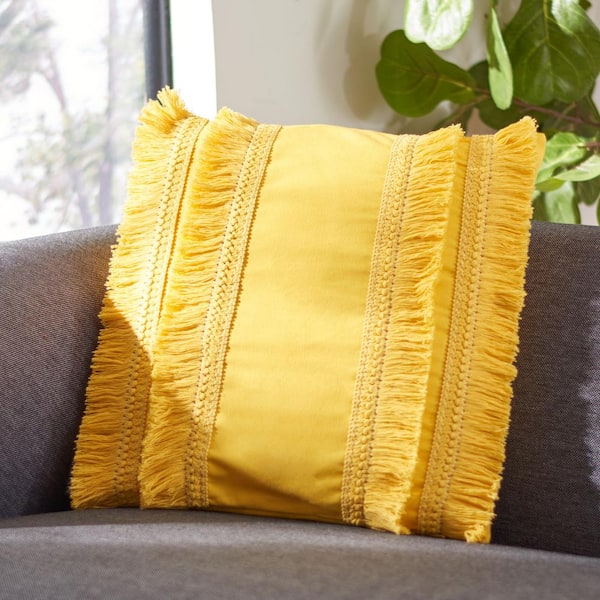 SAFAVIEH Grema Boho Fringe Decorative Accent Throw Pillow - On