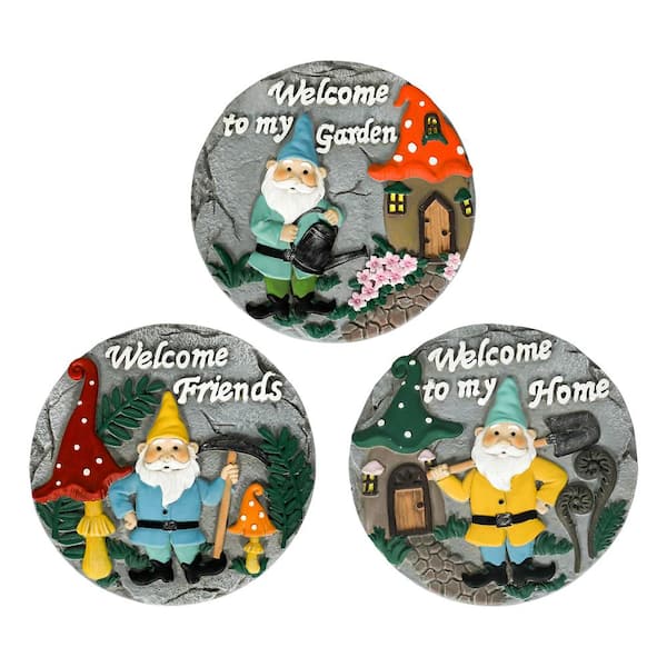 Set of 3 Garden Stepping Stones - Concrete Decorative Stone with Santa Claus Design for Garden, House Welcoming Decor