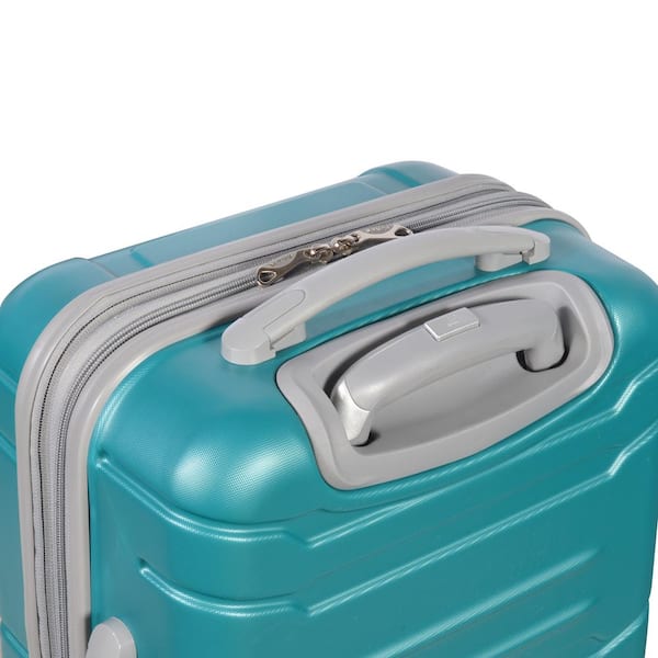 OLYMPIA Denmark 21 Expandable Carry On Wheel Spinner