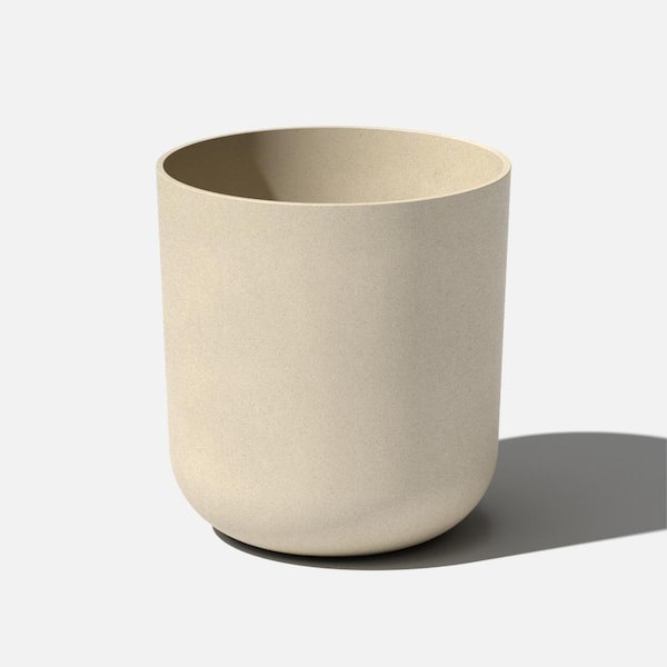 Veradek Kona 20 in. Sand Plastic Round Planter
