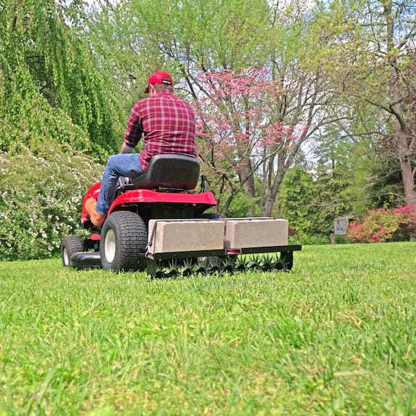 Garvee Tow Behind Spike Aerator, 32 Inch Tow Behind Aerators With Durable Steel Tines Lawn Soil Penetrator With Extra-Wide Tow Bar For