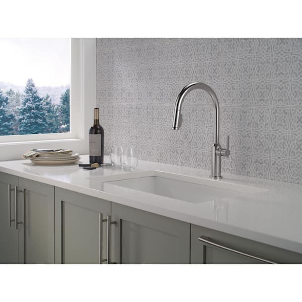 Cordova Arctic Stainless 17.13 in. H Pull Down Sprayer Kitchen Faucet with 360 Degree Swivel Spout