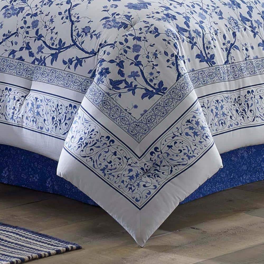 Charlotte Blue and White Cotton Queen Reversible Comforter Set