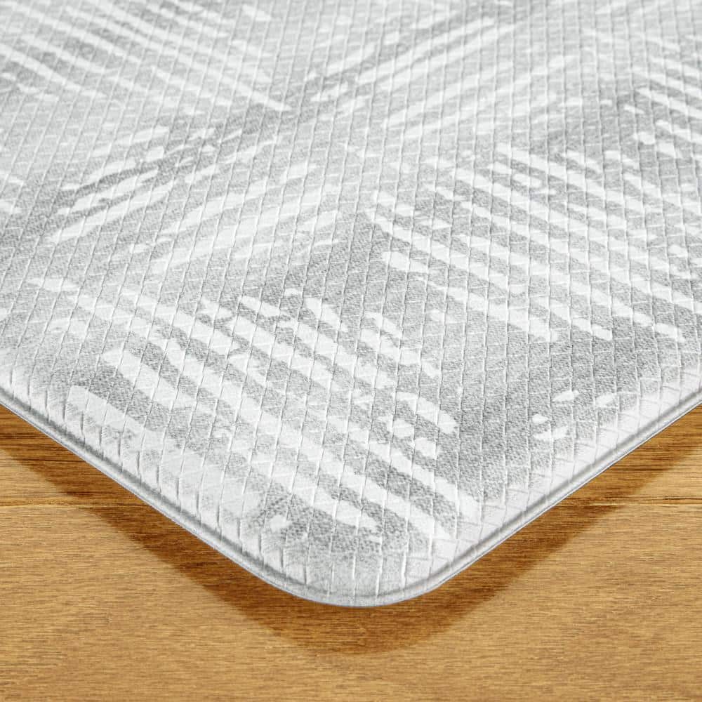 Gray Geometric Memory Foam Anti-Fatigue Mat 18" x 39"