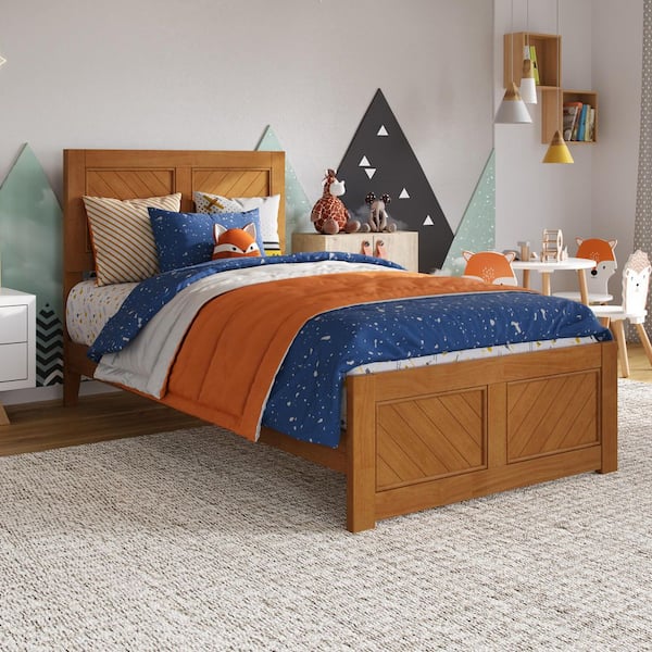 Berkshire Light Toffee Natural Bronze Solid Wood Frame Twin Low Profile Platform Bed with Matching Footboard