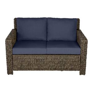 Laguna Point Brown Wicker Outdoor Patio Loveseat with CushionGuard Midnight Navy Blue Cushions