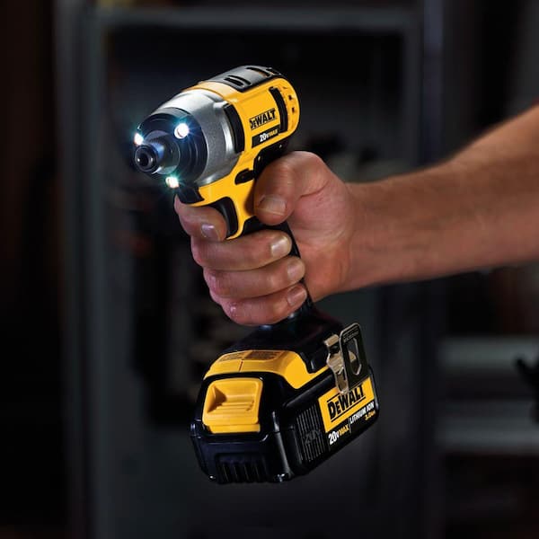 DEWALT - 20-Volt MAX Cordless Hammer Drill/Impact Driver Combo Kit (2-Tool) with (2) 20-Volt 3.0Ah Batteries & Charger