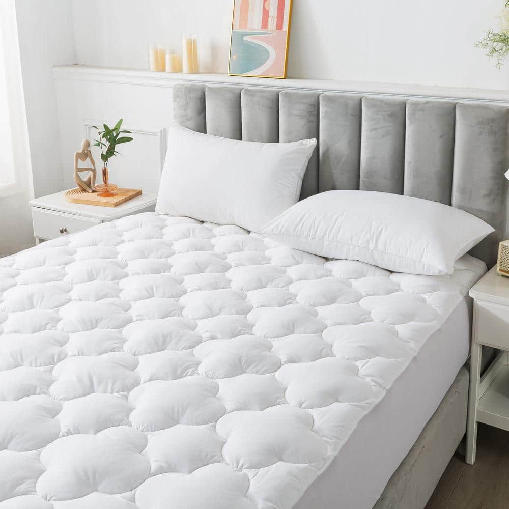 Twin White Down Featherbed Mattress Pad with Cotton Cover