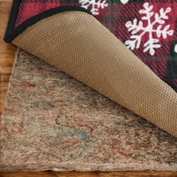 https://images.thdstatic.com/productImages/c91a7240-43dc-4c89-b21a-222a47af952c/svn/red-mohawk-home-christmas-doormats-080974-66_600.jpg