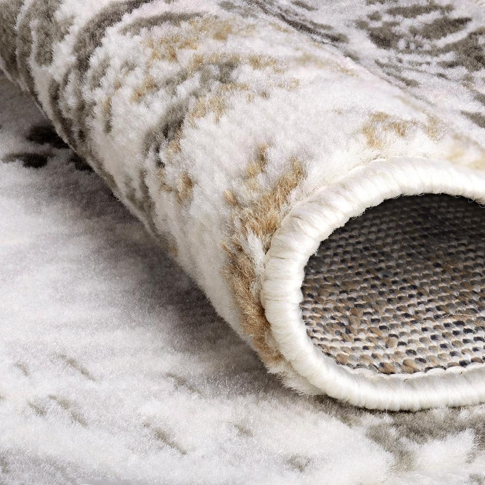 Capri Gray and Beige Synthetic 5 x 8 ft Rectangular Area Rug Set