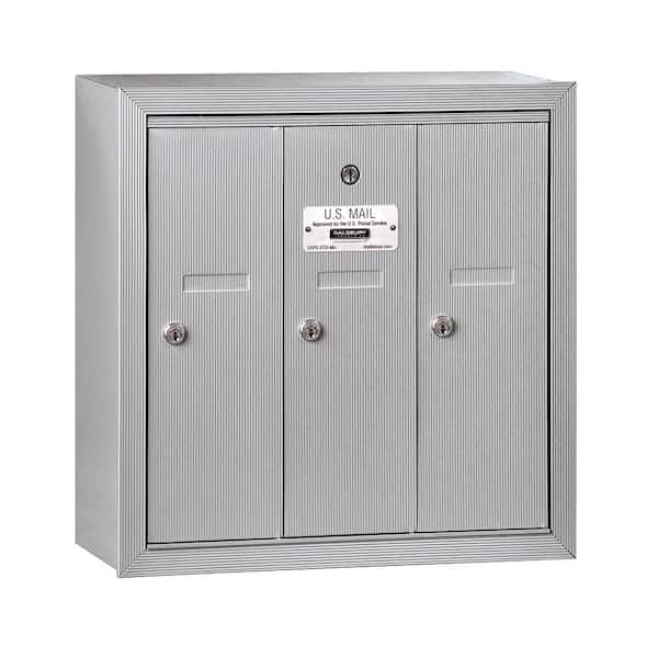 Salsbury Industries Aluminum Surface-Mounted USPS Access Vertical Mailbox with 3 Door
