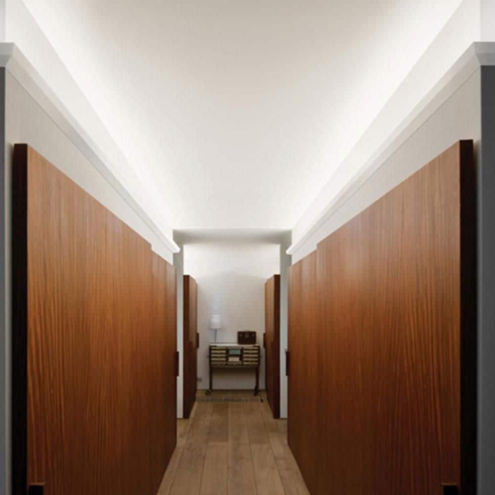 Primed White Polyurethane Crown Moulding for Indirect Lighting