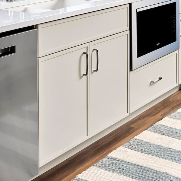 Leyton 36 in. W x 24 in. D x 34.5 in. H Ready to Assemble Plywood Slim Shaker Sink Base Kitchen Cabinet in Antique White