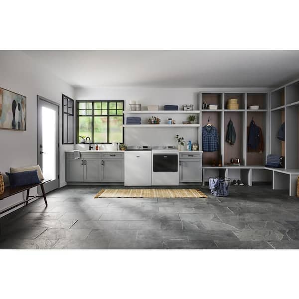 5.2 cu. ft. Top Load Washer in White with Agitator, Extra Power Option and Smart Appliance