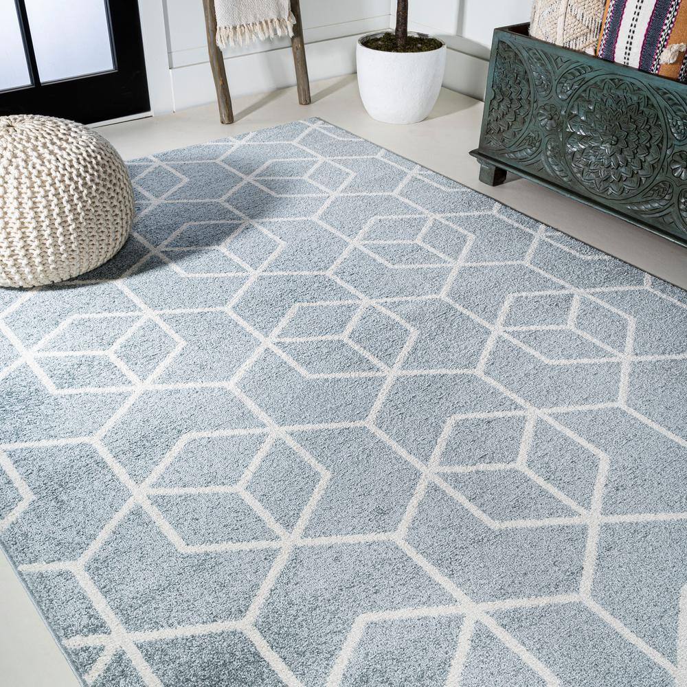 Light Blue and White Geometric 4' x 6' Area Rug