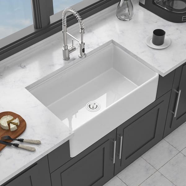 LOMC 33 in. L x 21 in. W Farmhouse/Apron-Front Single Bowl Ceramic Kitchen Sink with Steel Dish Grid, Cutting Board