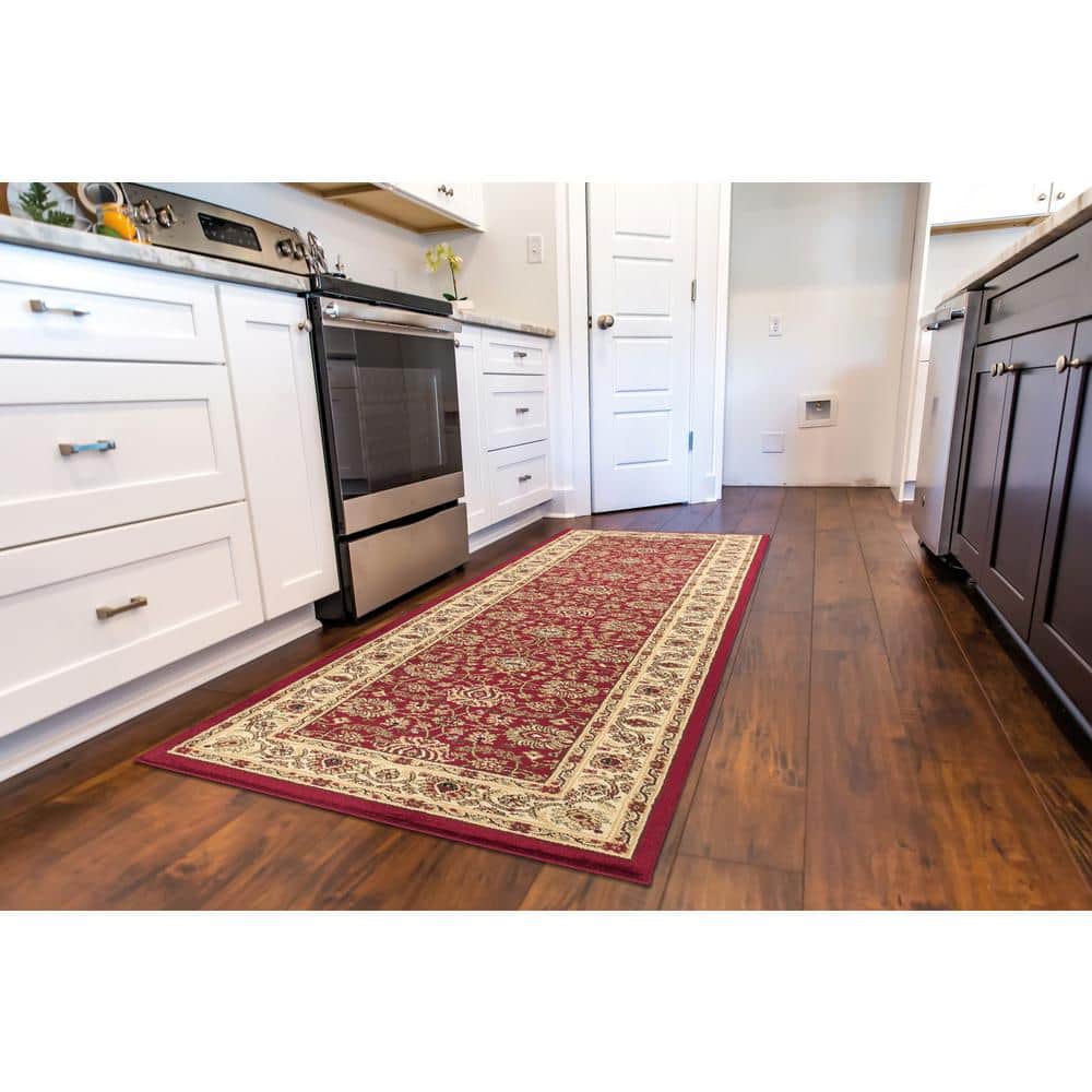 Red Traditional Synthetic Runner Rug - 2'2" x 7'3"
