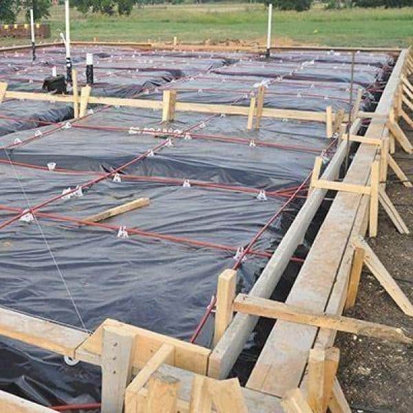 Under House Yard Barrier 20 FT X 100 FT Landscaping Multi Use Polyethylene Rocky Mountain Goods 4 Mil Black Plastic Sheeting Roll of Heavy Duty Thick Plastic for Gardening Weeds 