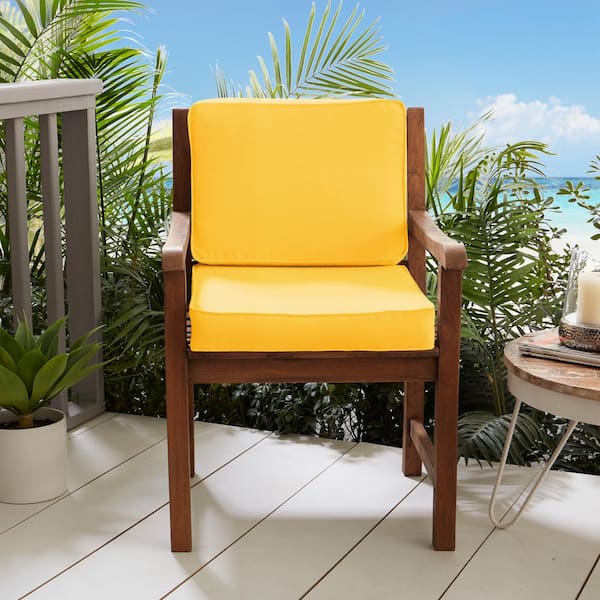 yellow outdoor seat cushion