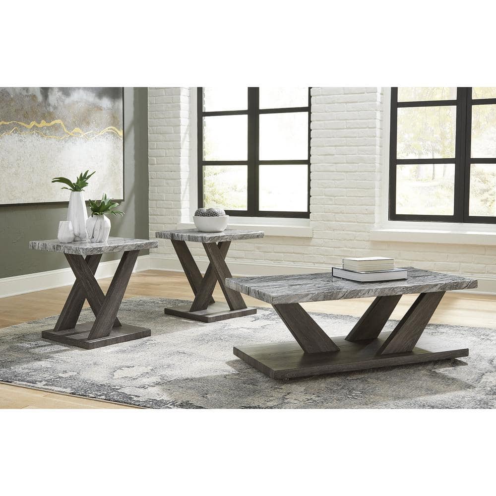 Signature DESIGN BY ASHLEY Bensonale 48 in. Brown/Gray