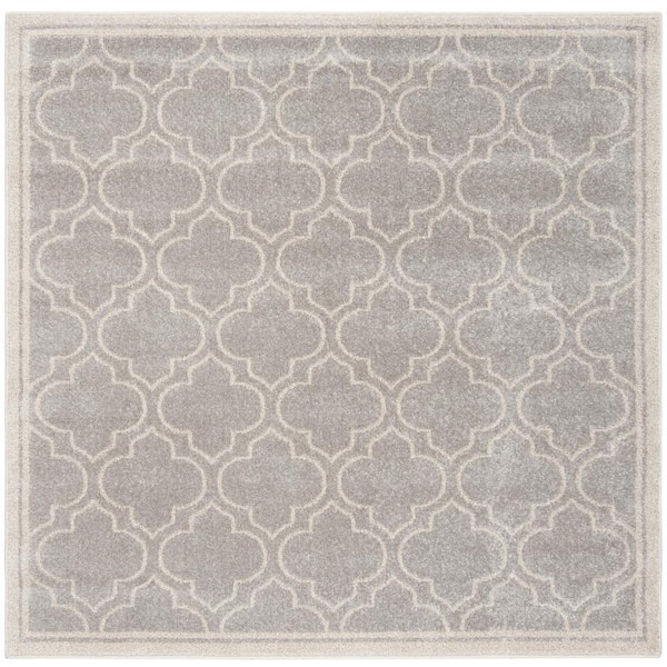 Amherst Gray/Light Gray 5 ft. x 5 ft. Square Quatrefoil Geometric Area Rug