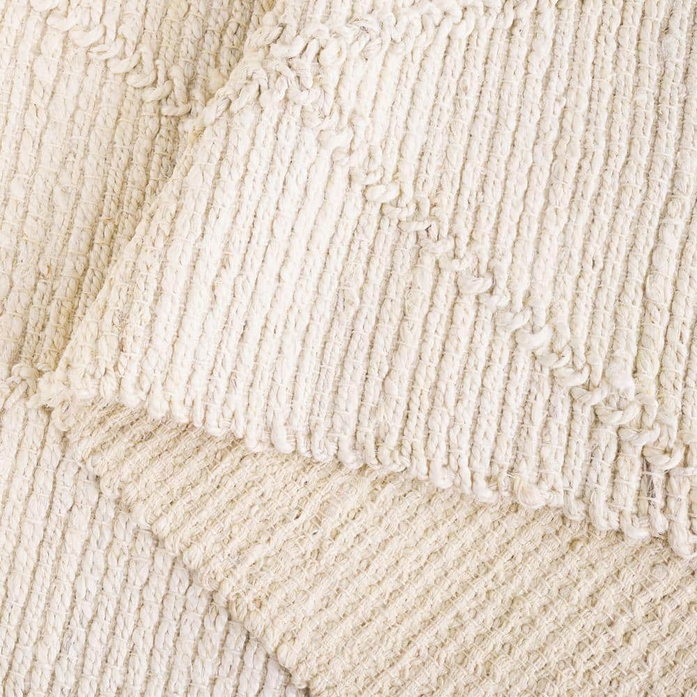Natural Wool Diamond Tufted 5' x 8' Area Rug