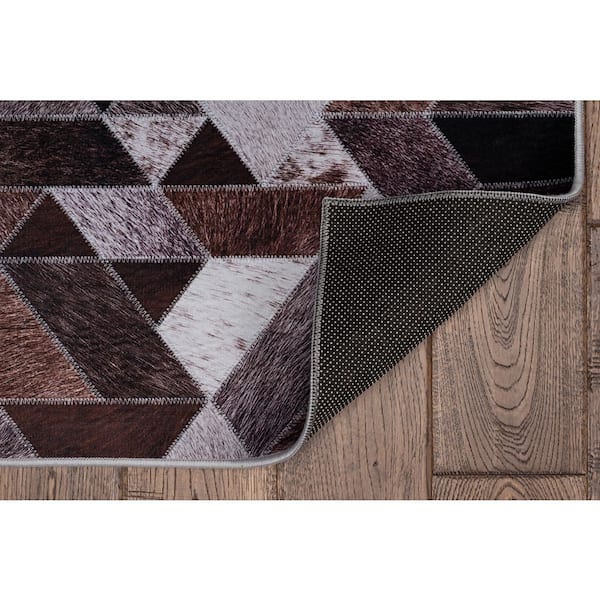 Austin 5 ft. x 7 ft. Brown Modern Woven Animal Print Polyester Rectangle Indoor Area Rug